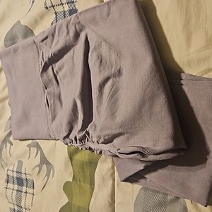 Size large halara butt scrunch leggings